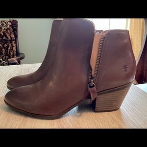 New Frye Judith women’s booties. Size 7.5
